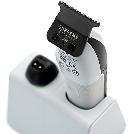 Supreme Trimmer Recharge Konturenschneider Weiß mit Wechselakku